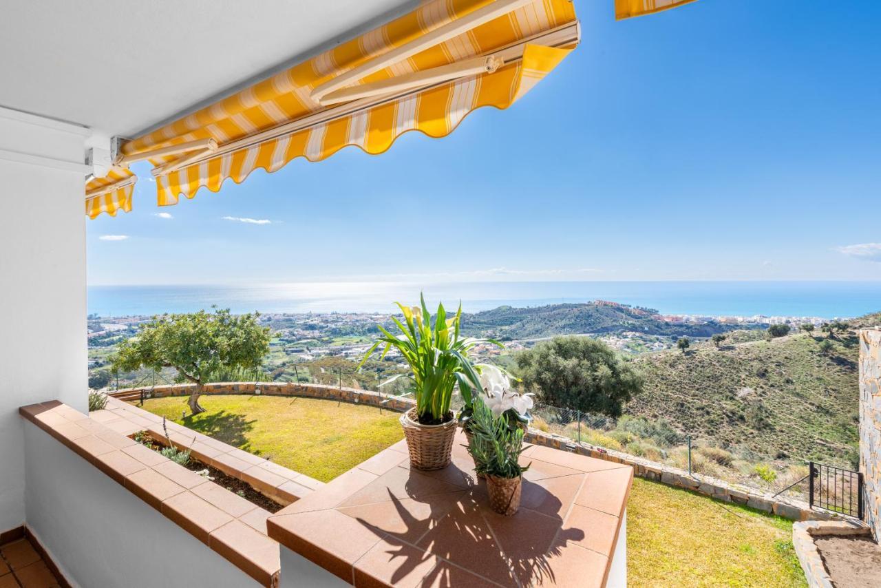 Ceres Malaga Apartamento De Lujo Rincón de la Victoria Esterno foto