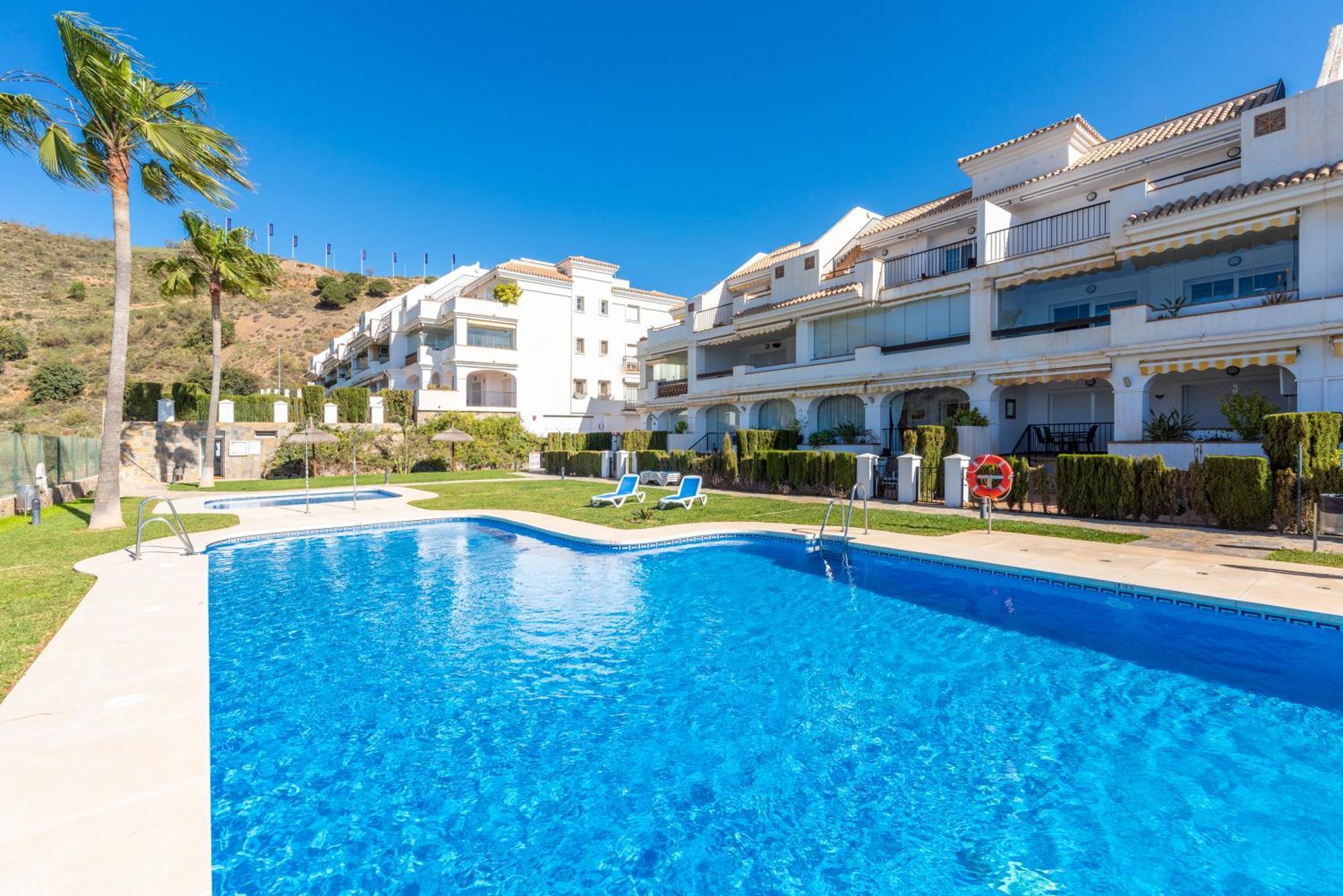 Ceres Malaga Apartamento De Lujo Rincón de la Victoria Esterno foto